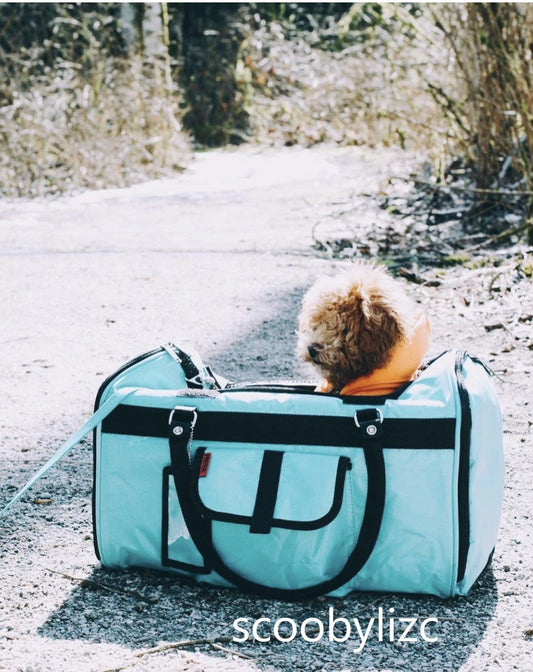 312 Hideawayโข Duffel - Pet Carrier