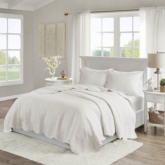 Full/Queen size 3-Piece Reversible Scalloped Edges Microfiber Quilt