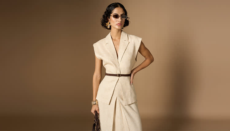 Women’s Sleeveless Dresses Collection