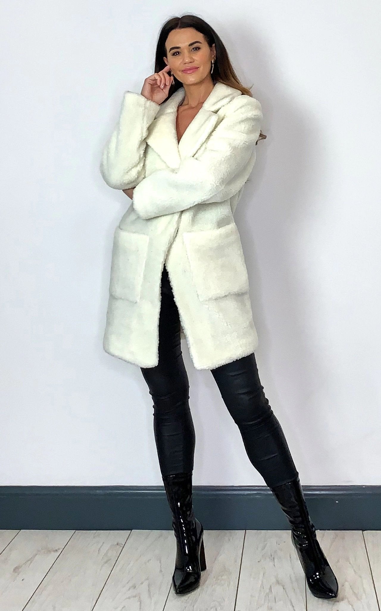 Stud Button Borg Teddy Coat (1905) | Rose Eleusis