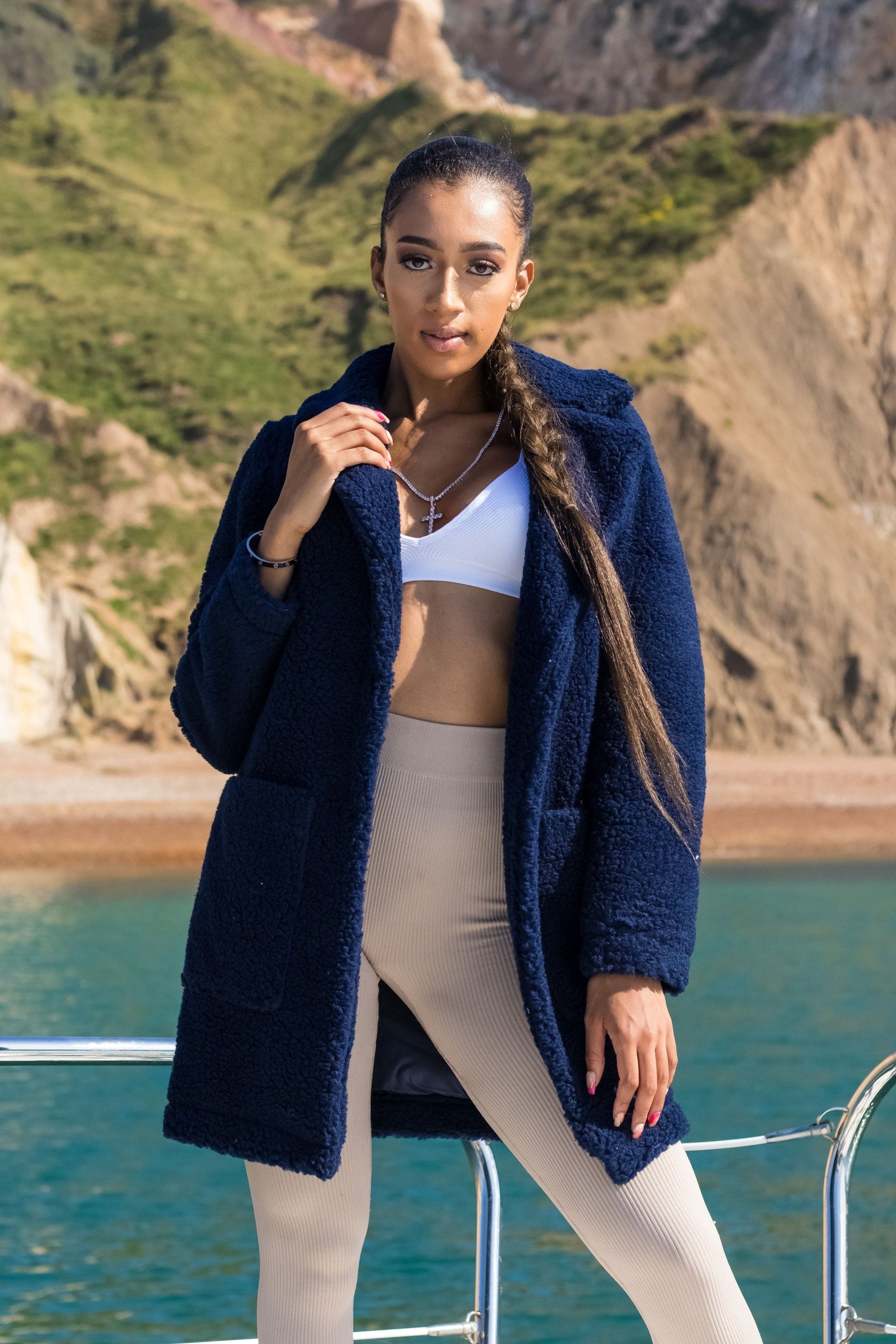 Stud Button Borg Teddy Coat (1905) | Rose Eleusis