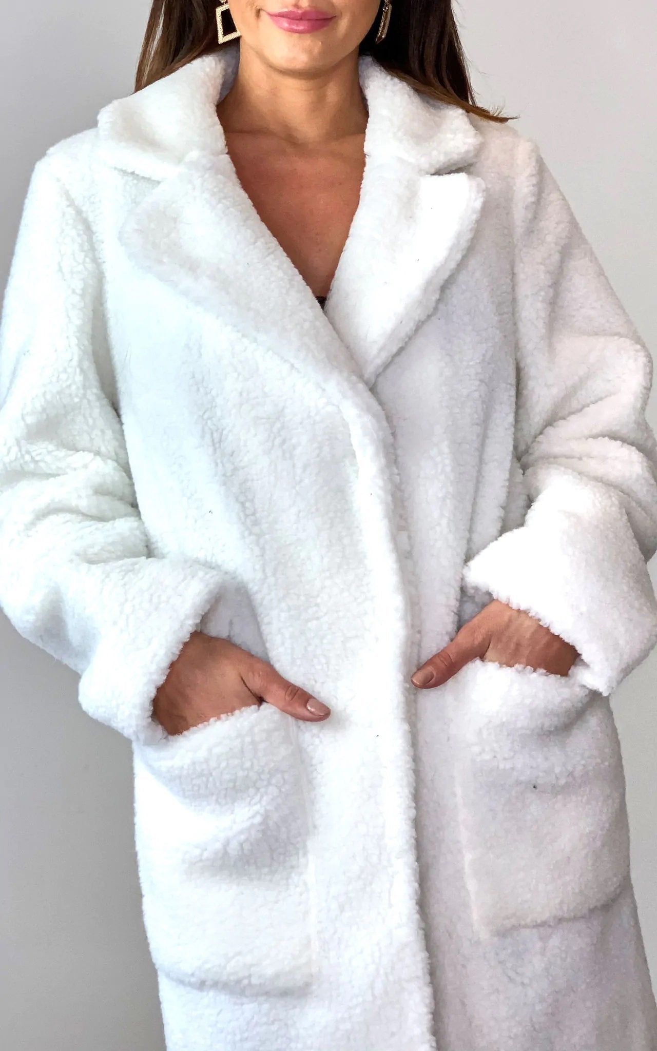 Stud Button Borg Teddy Coat (1905) | Rose Eleusis