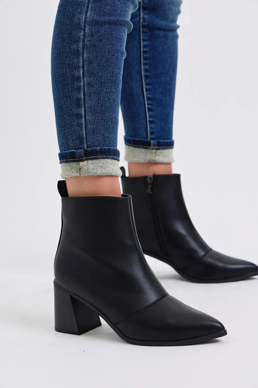 Judy Blue Mid-Rise Waist Skinny Jeans with Thermal – Full Size Run, Pockets | Crimson Medea