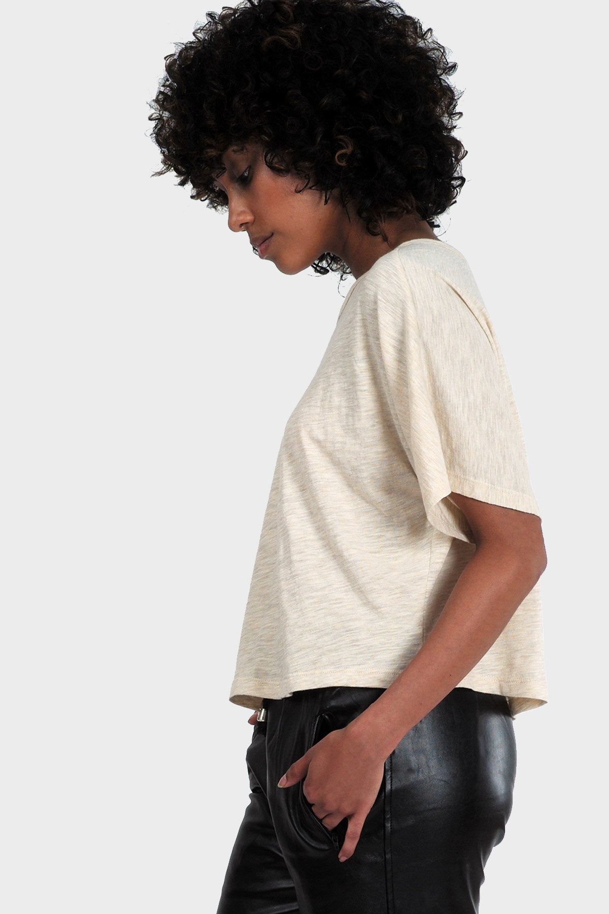 LUMI ORGANIC CROP TOP | Gold Felix