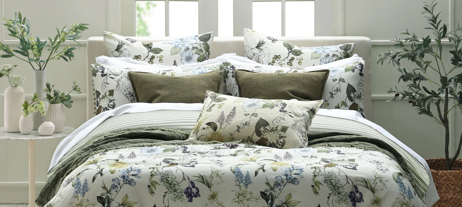 Bedding Sets & Collections