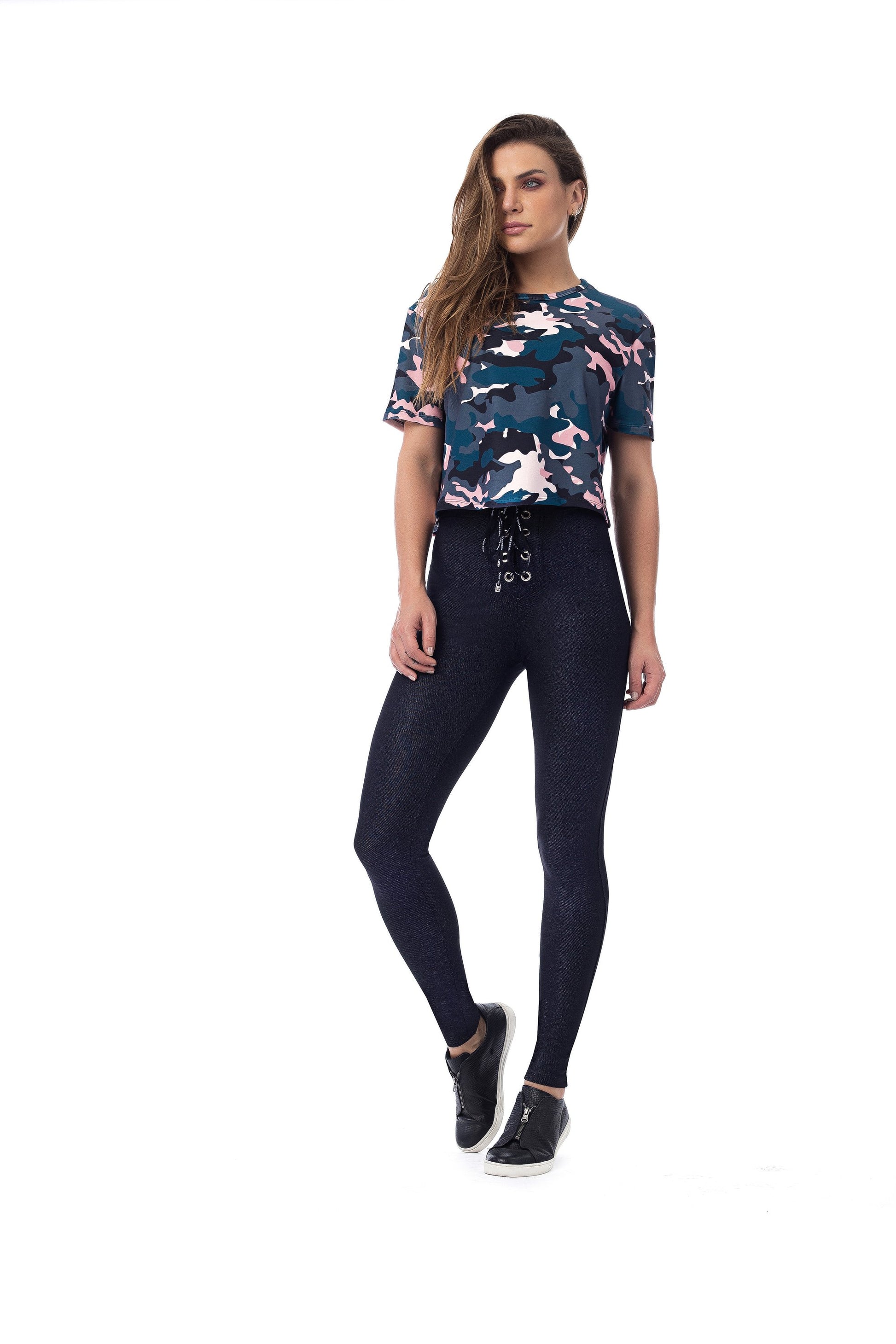 DAISY CAMO CROP TOP | Red Medusa