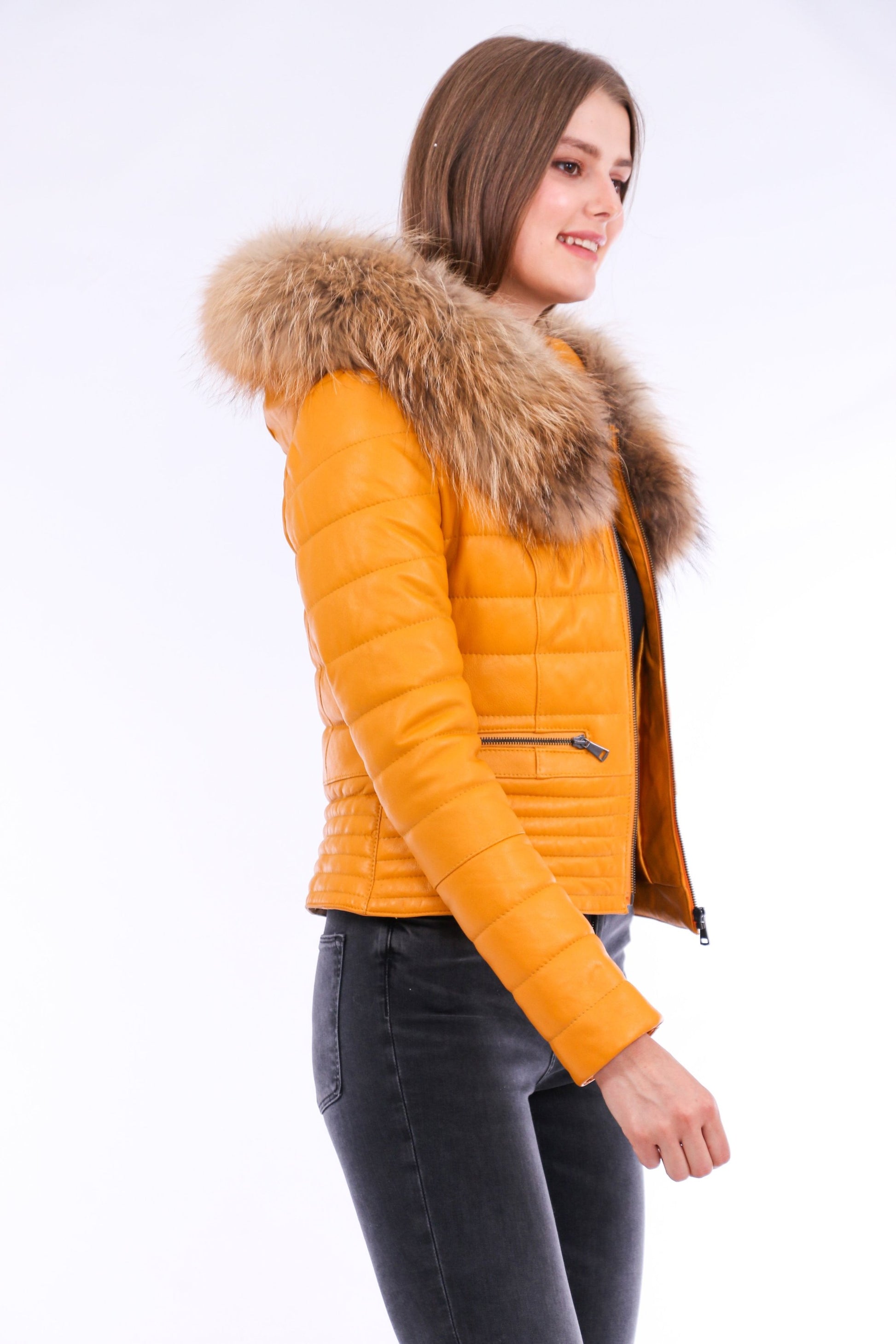 Anoraq Quilted Leather Jacket | Sangria Iapetus