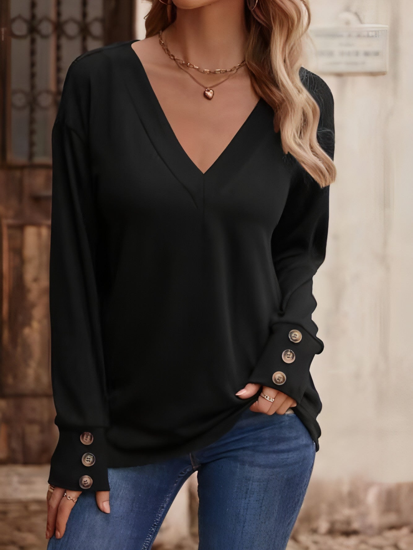V-neck Loose Long Sleeve T-shirt Button Women | Carmine Juneberry