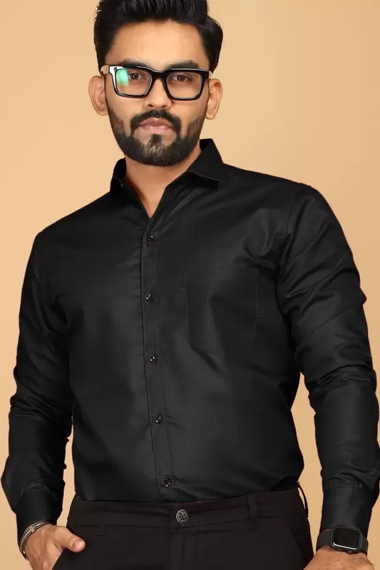 Men Regular Fit Solid Casual Shirt Black (Size L)